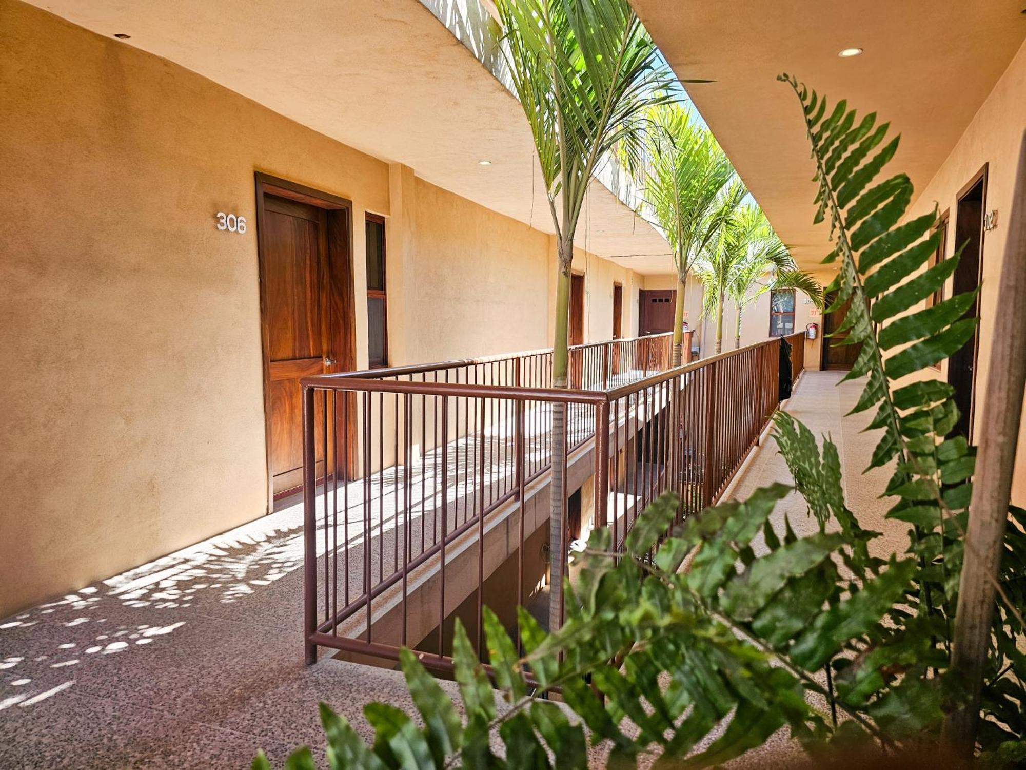 Pacific Inn Hotel Sayulita Exterior foto